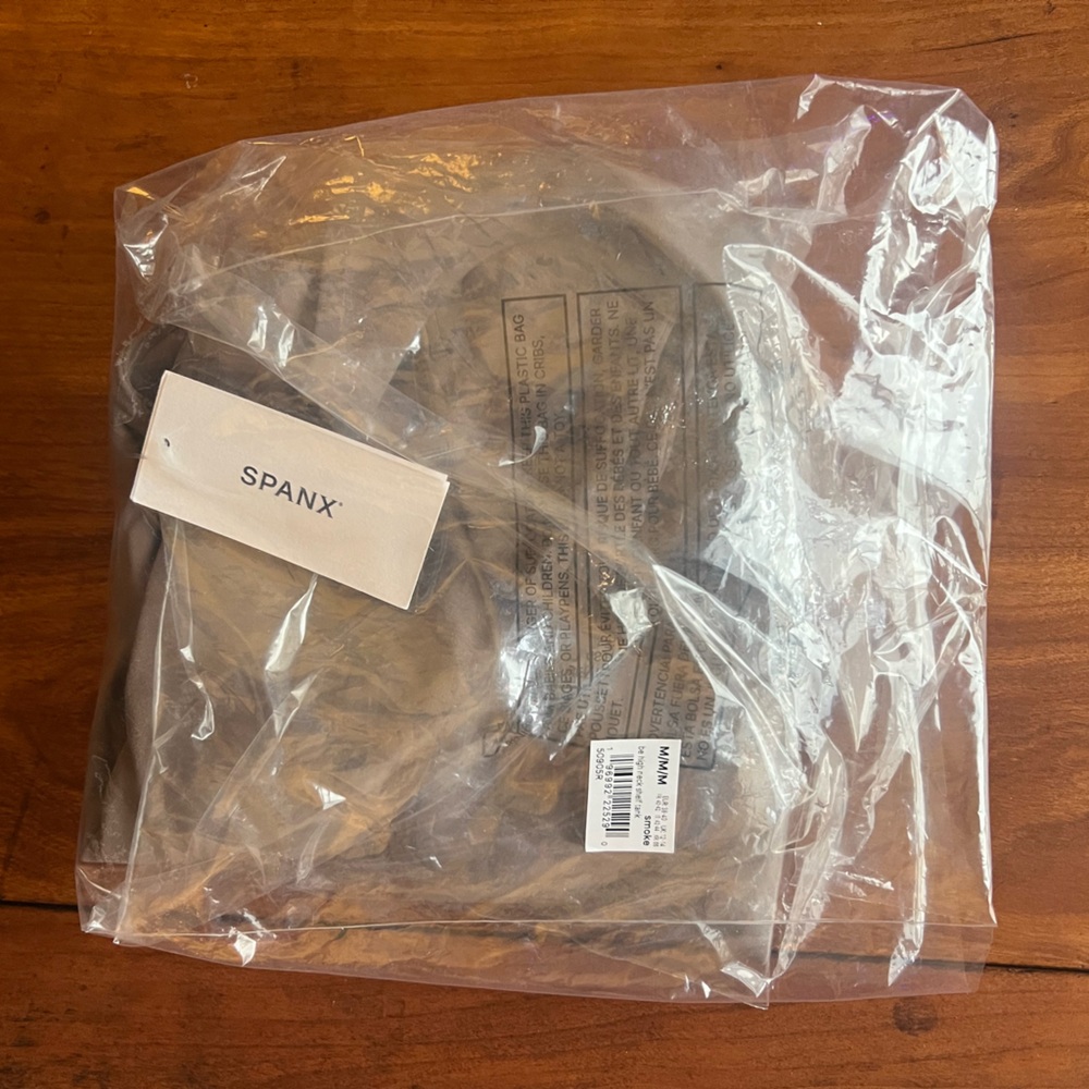 NWT, SPANX—SpanxSmooth OnForm High Neck Shelf Tank Lined Women's Top in Smoke—M - Picture 4 of 12